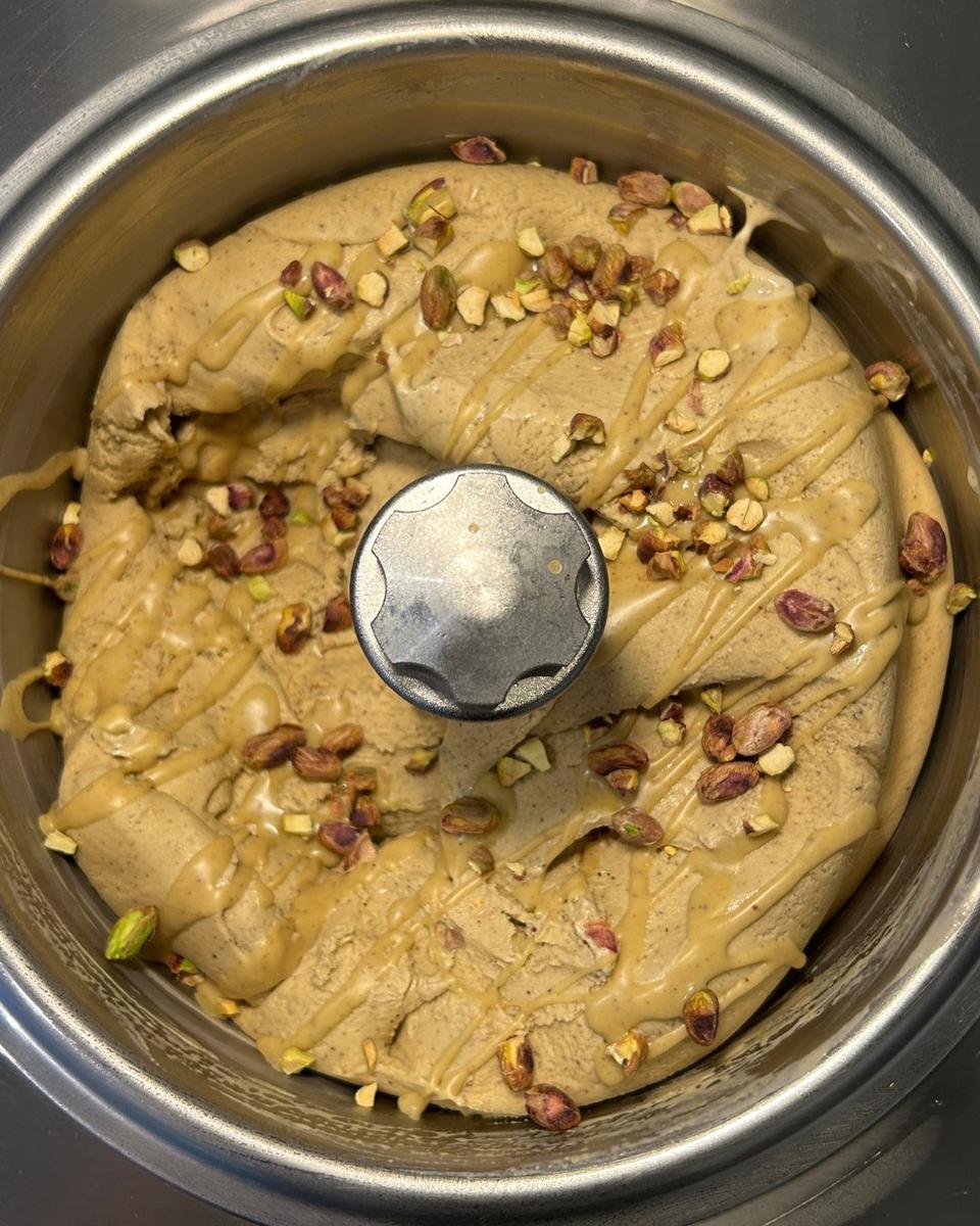 Pistachio ice cream